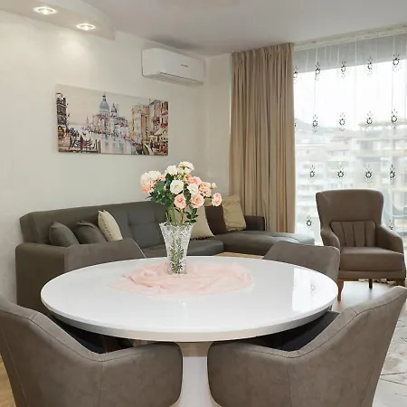 Modern Seaside Retreat In By Flat Mаnаger Apartment Varna